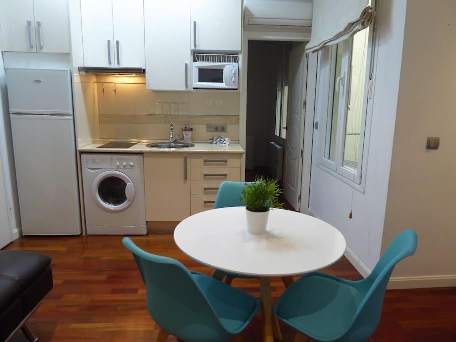 Tranquilo Apartamento En Chueca In2Iz5 Madrid Ngoại thất bức ảnh