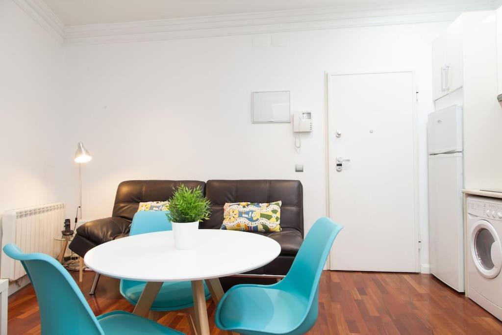 Tranquilo Apartamento En Chueca In2Iz5 Madrid Ngoại thất bức ảnh
